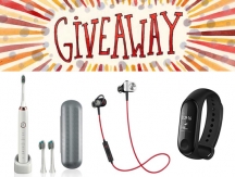 Podarimo igralno konzolo z 999 igrami v vrednosti 120€